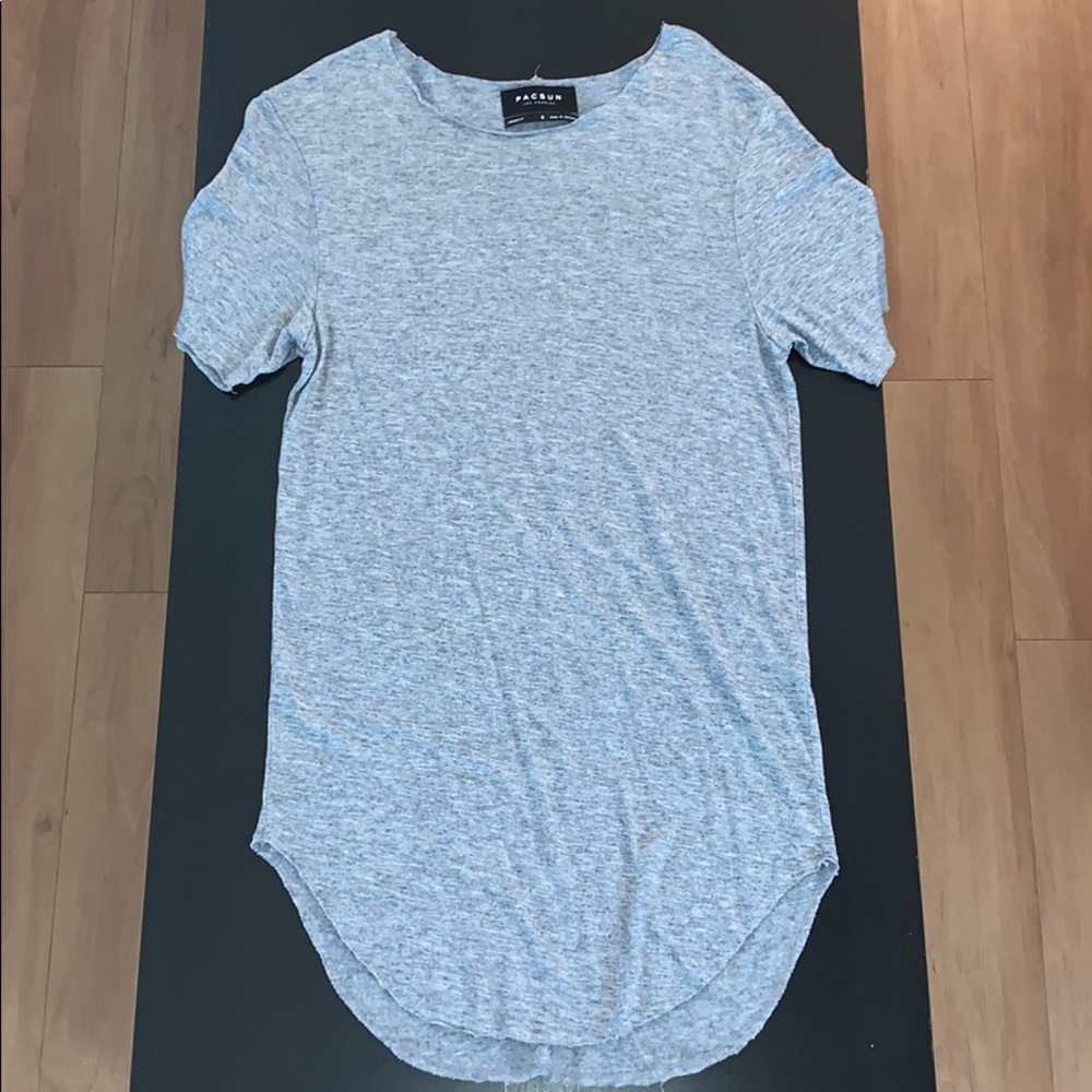PacSun Longer Fit Grey Shirt